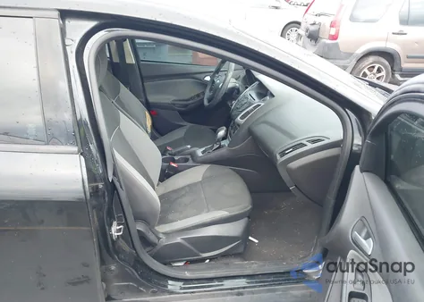 2014 Ford Focus Se z USA, uszkodzony, nr VIN 1FADP3F29EL414378